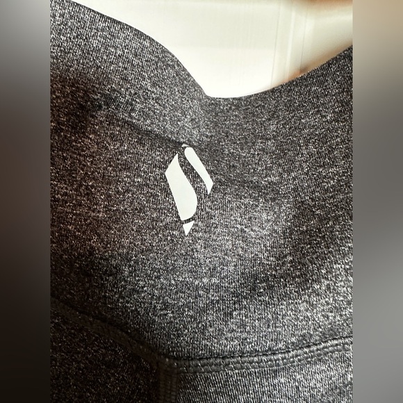 Skechers Charcoal GoWalk Leggings with pockets brand new with tag size large - Picture 7 of 7